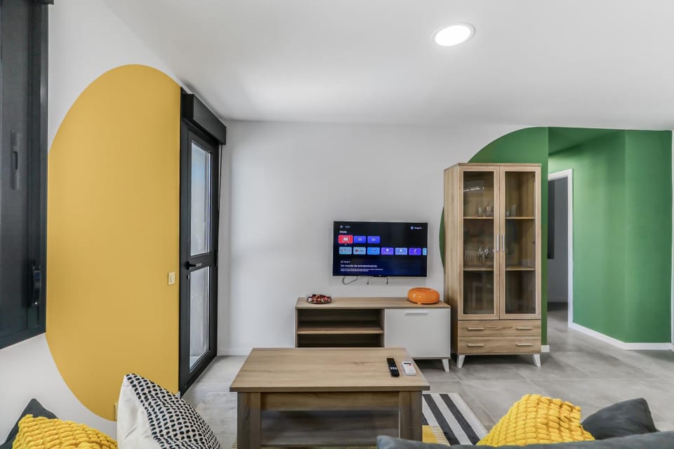 Penthouse City Hub Stay Apartment in Vecindario