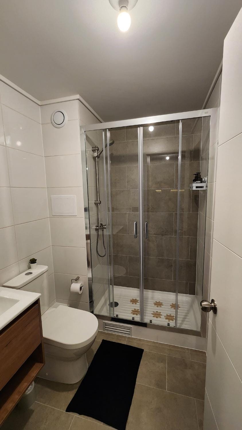 Moderno, nuevo, excelente ubicación, 1D1B, parking Apartment in Los Ángeles
