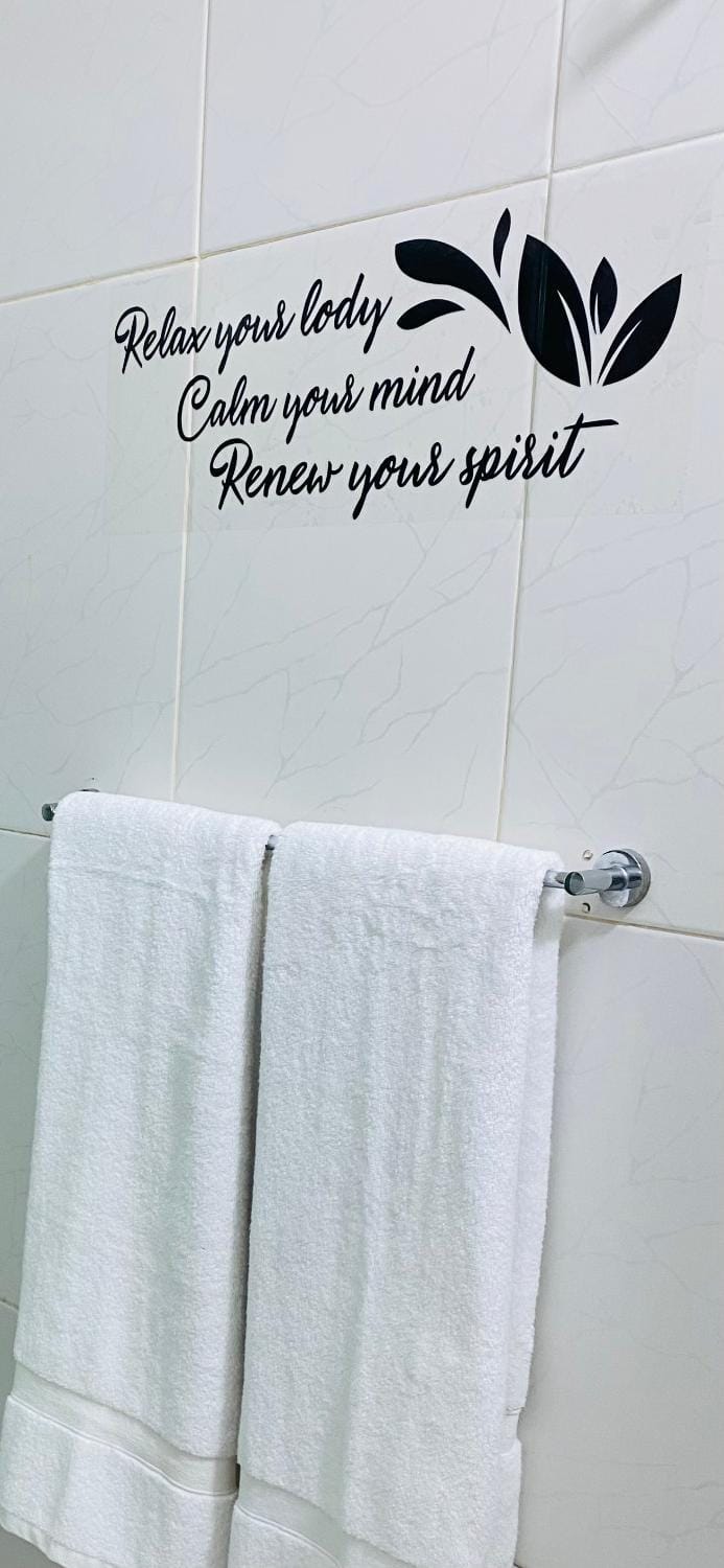 Bathroom, towels