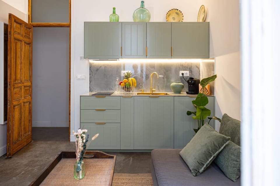 Kitchen or kitchenette