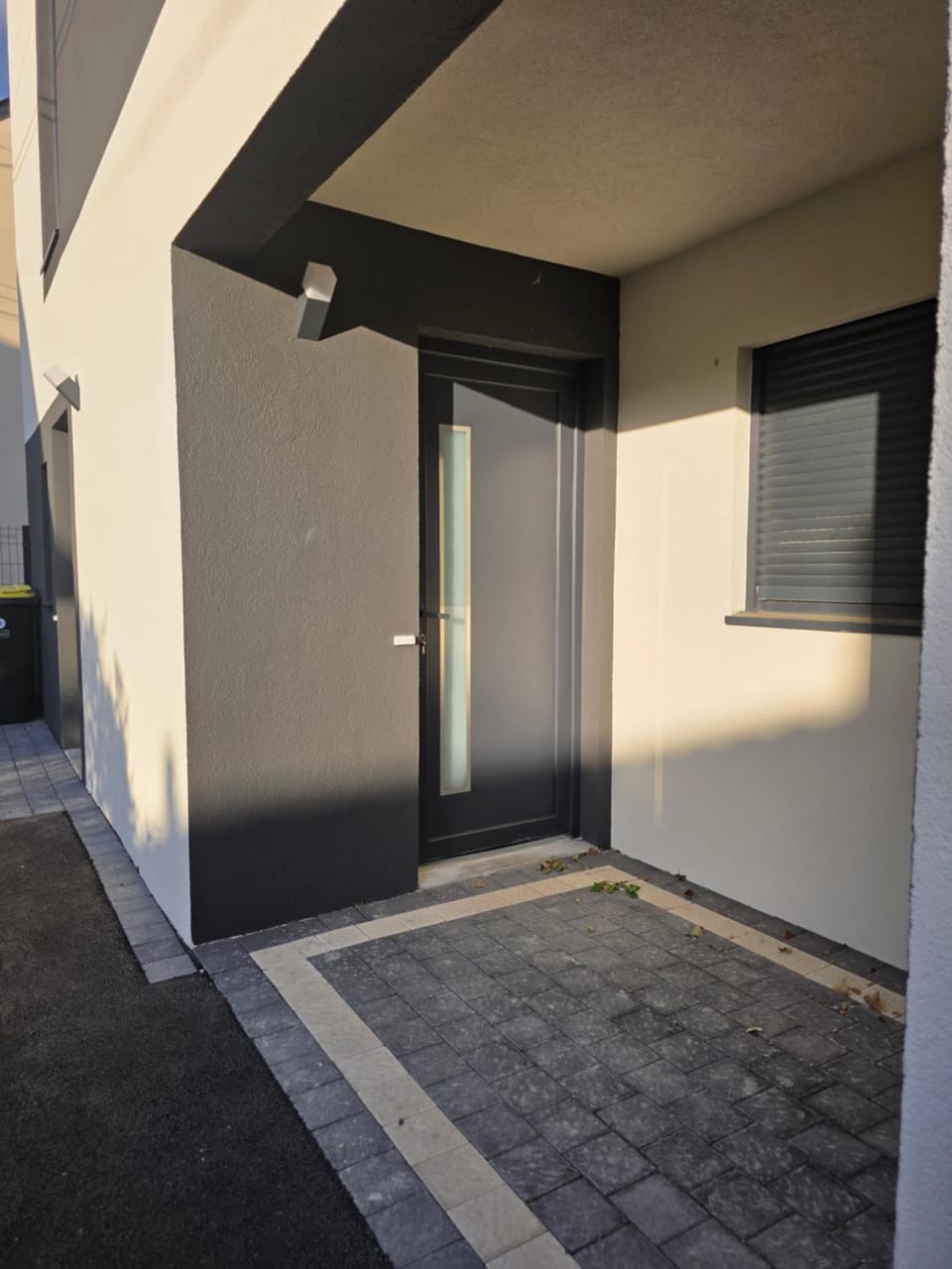 Property building, Day