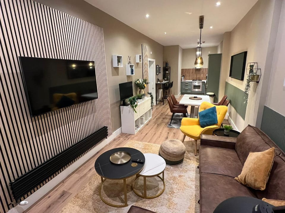 Modern 2 bedroom 2 bathroom Apartment newly renovated Apartment in Dublin