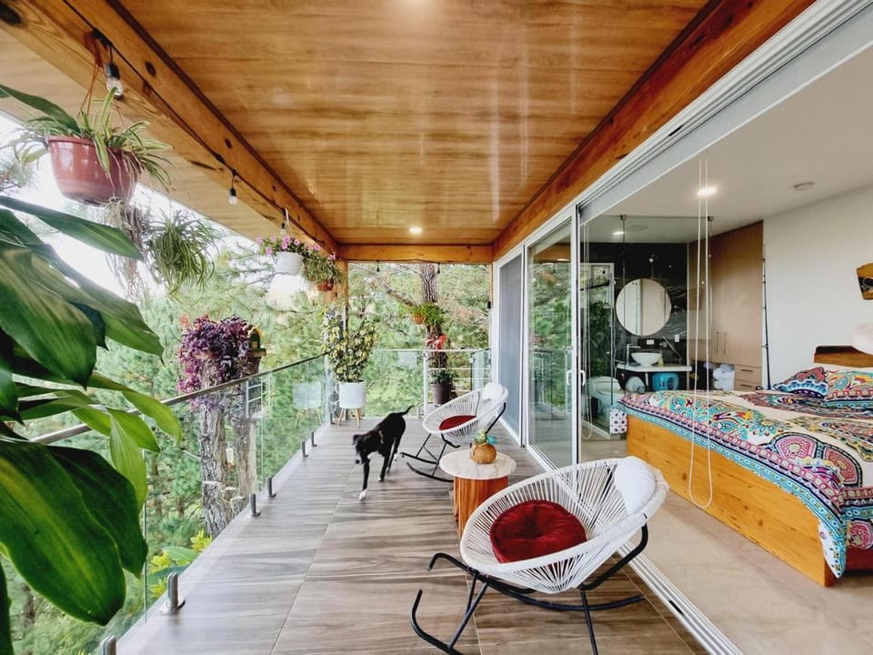 Off site, Balcony/Terrace