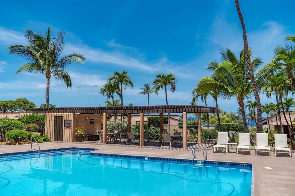 Wailea Ekahi 12D - Budget Friendly Ocean View Studio w/ Lanai, Kitchen, WD, & AC House in Wailea