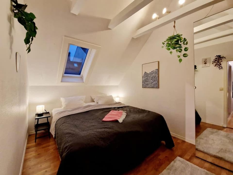 King bed Great location Top floor House in Bergen