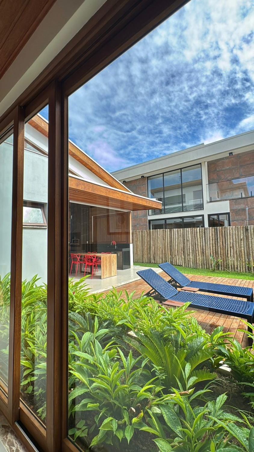 Casa Jabuticaba 49 conforto e lazer perto da praia da pitinga condomínio piscina hidro parque infantil House in State of Bahia