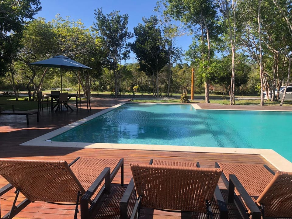 Swimming pool