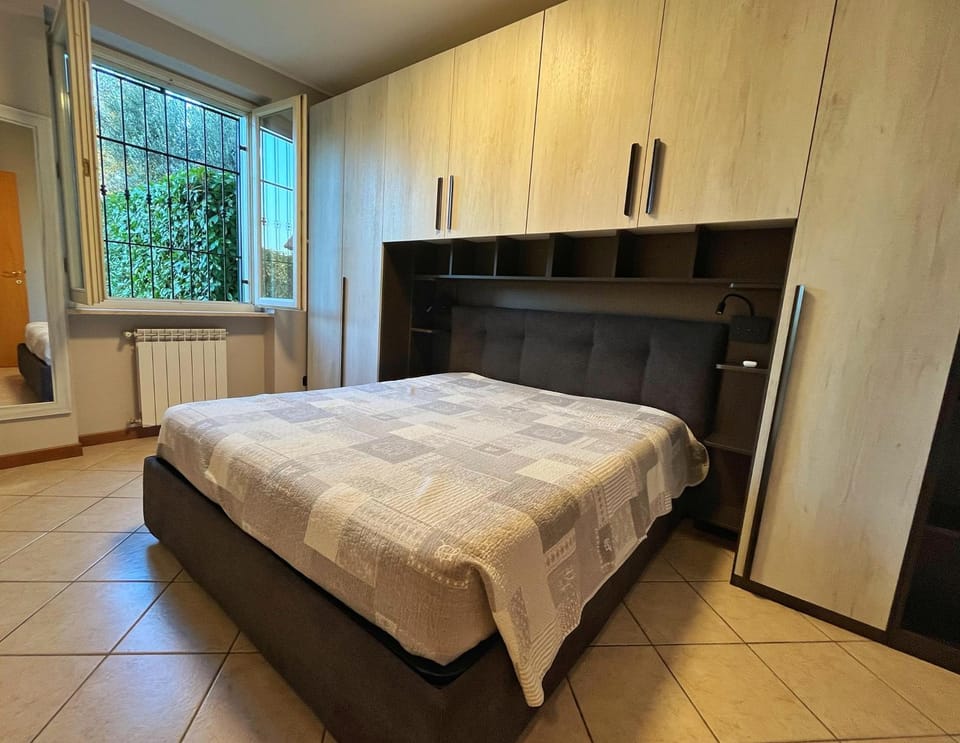 Bed, Winter, Photo of the whole room, Bedroom, Garden view, Garden view, Seasons, Inner courtyard view, internet, locker, wardrobe, air conditioner