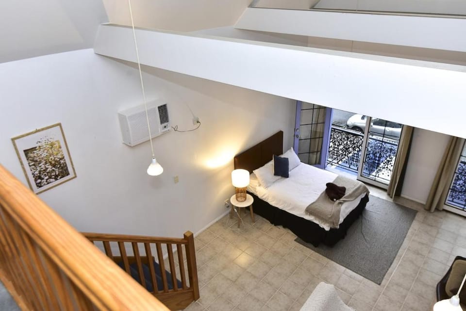 Upper Chapel Apartment in Sydney