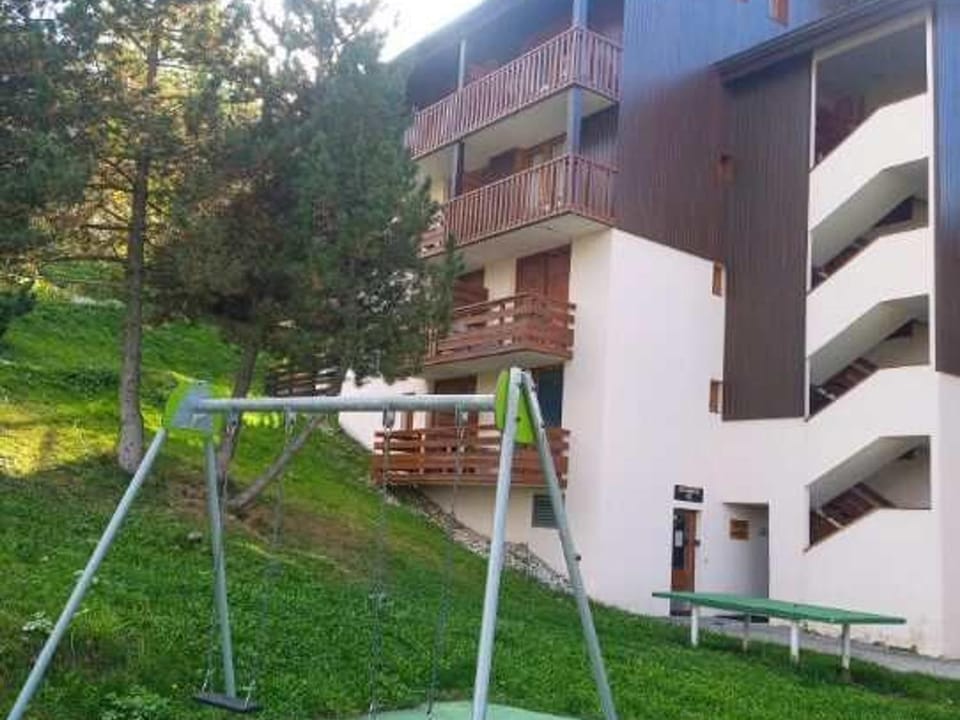 Appartement 2 pièces · Coin montagne · Ski aux pieds Apartment in Auvergne-Rhône-Alpes