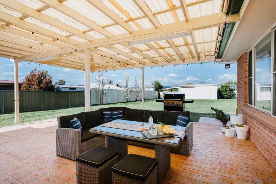 Patio, BBQ facilities