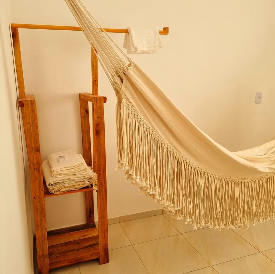 Bedroom, towels