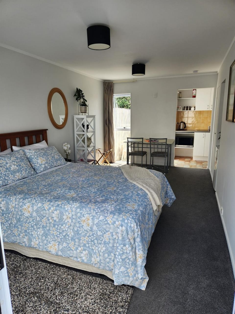 Cosy Studio Unit on Longview Apartment in New Plymouth
