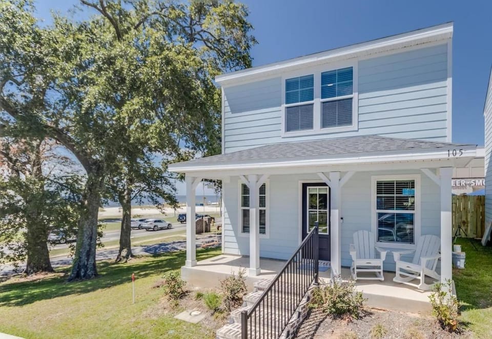 Front row Seat at 'The Sandy Rose' House in Biloxi