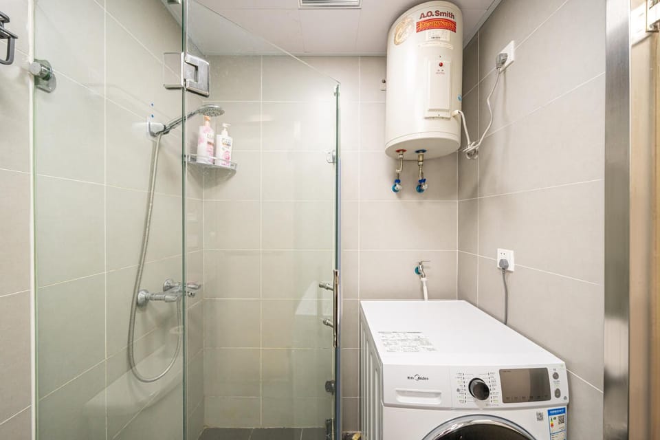 Shower, Bathroom, washing machine