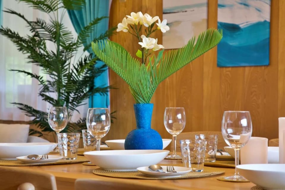 稲嶺貸家 Apartment in Okinawa Prefecture