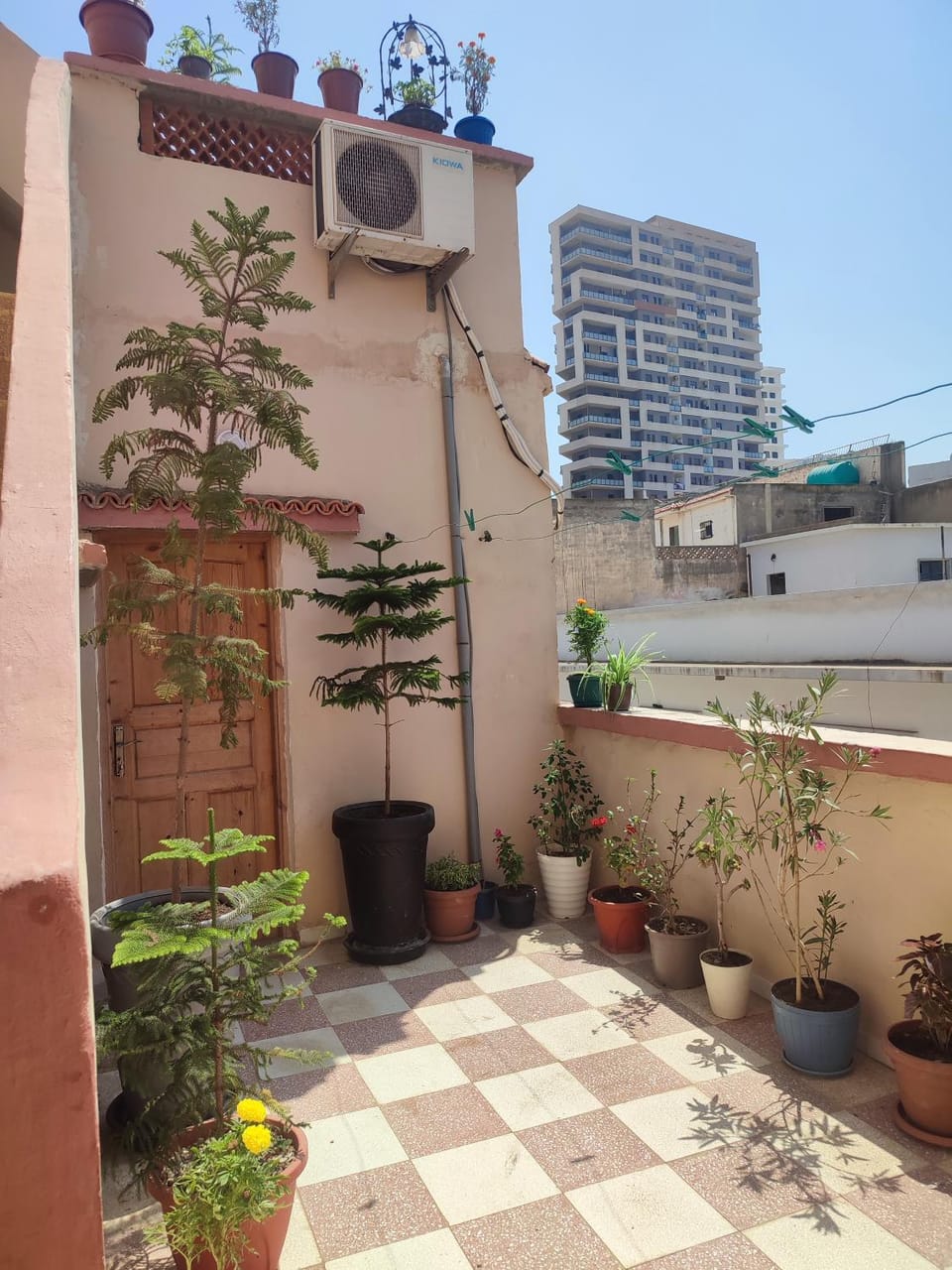 F3 avec terrasse niveau de villa a Gambetta Apartment in Oran