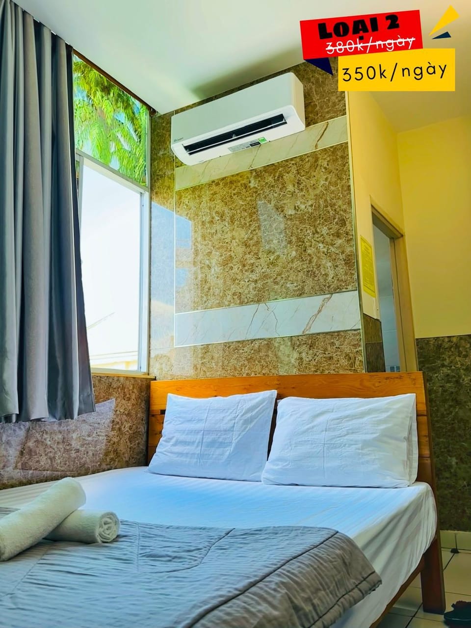 Bed, Photo of the whole room, Bedroom, air conditioner