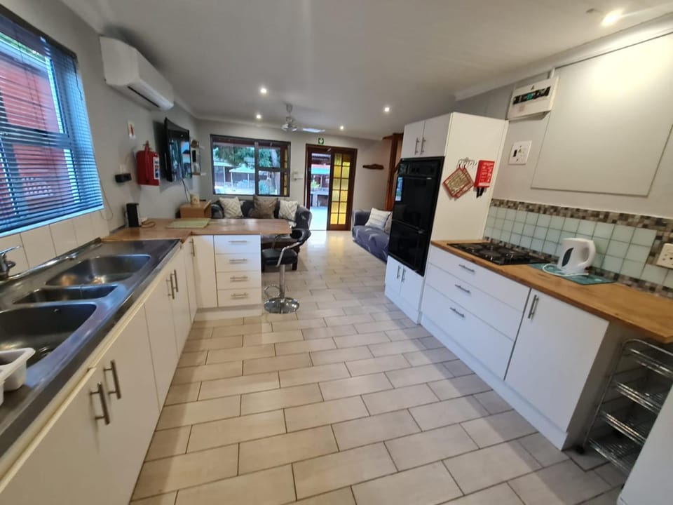 De Hollandsche Molen - GEM House in Western Cape