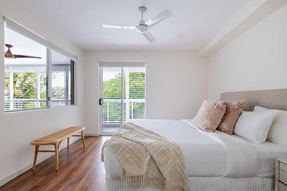 A Calm City Base - Cairns CBD Apartment in Cairns