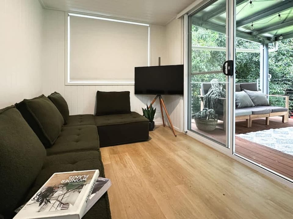 Atherton Tiny - Retreat with Fire Pit House in Atherton