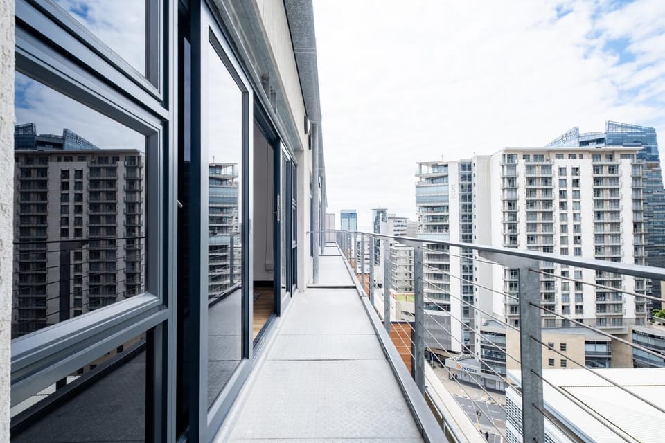 Balcony/Terrace, City view