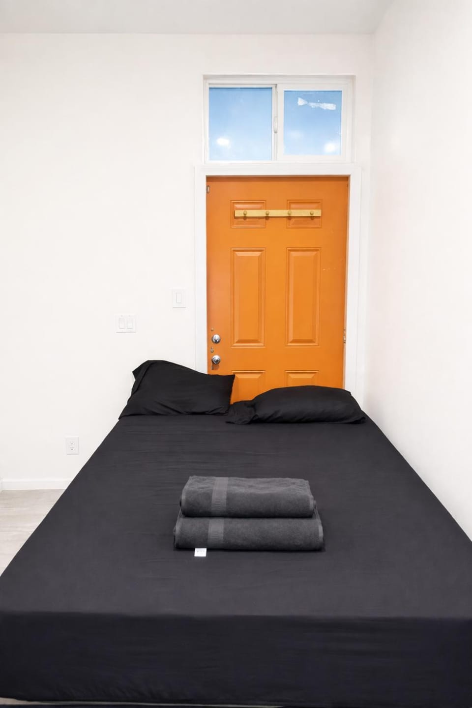 La Cienega Soul Hostel in San Fernando Valley