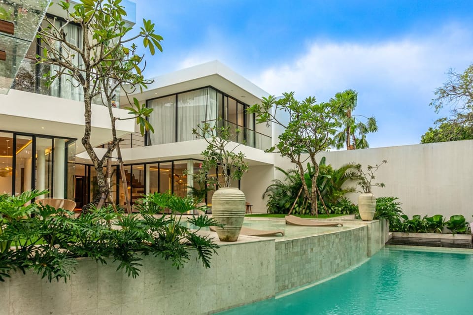 Property building, Patio, Garden, Swimming pool