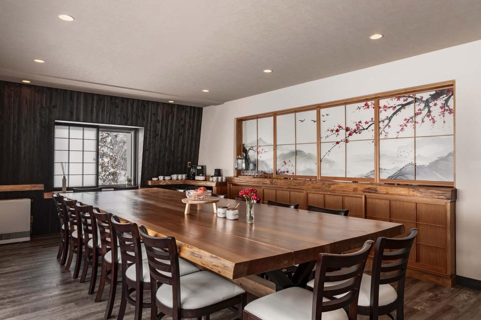 Dining area, Breakfast