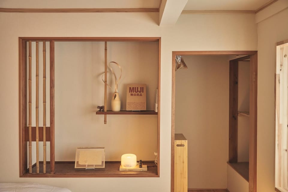 MUJI room SAKAMOTOYA Bed and Breakfast in Japan