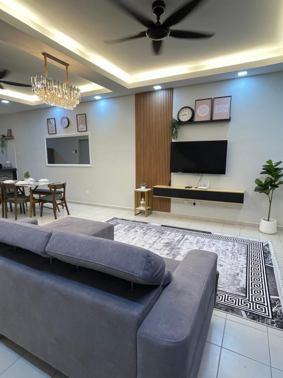 TV and multimedia, Living room, Seating area