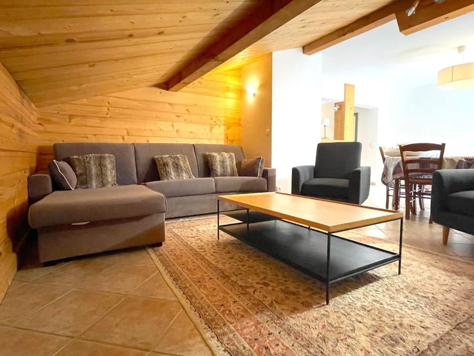Cortna 3 Apartment in La Clusaz