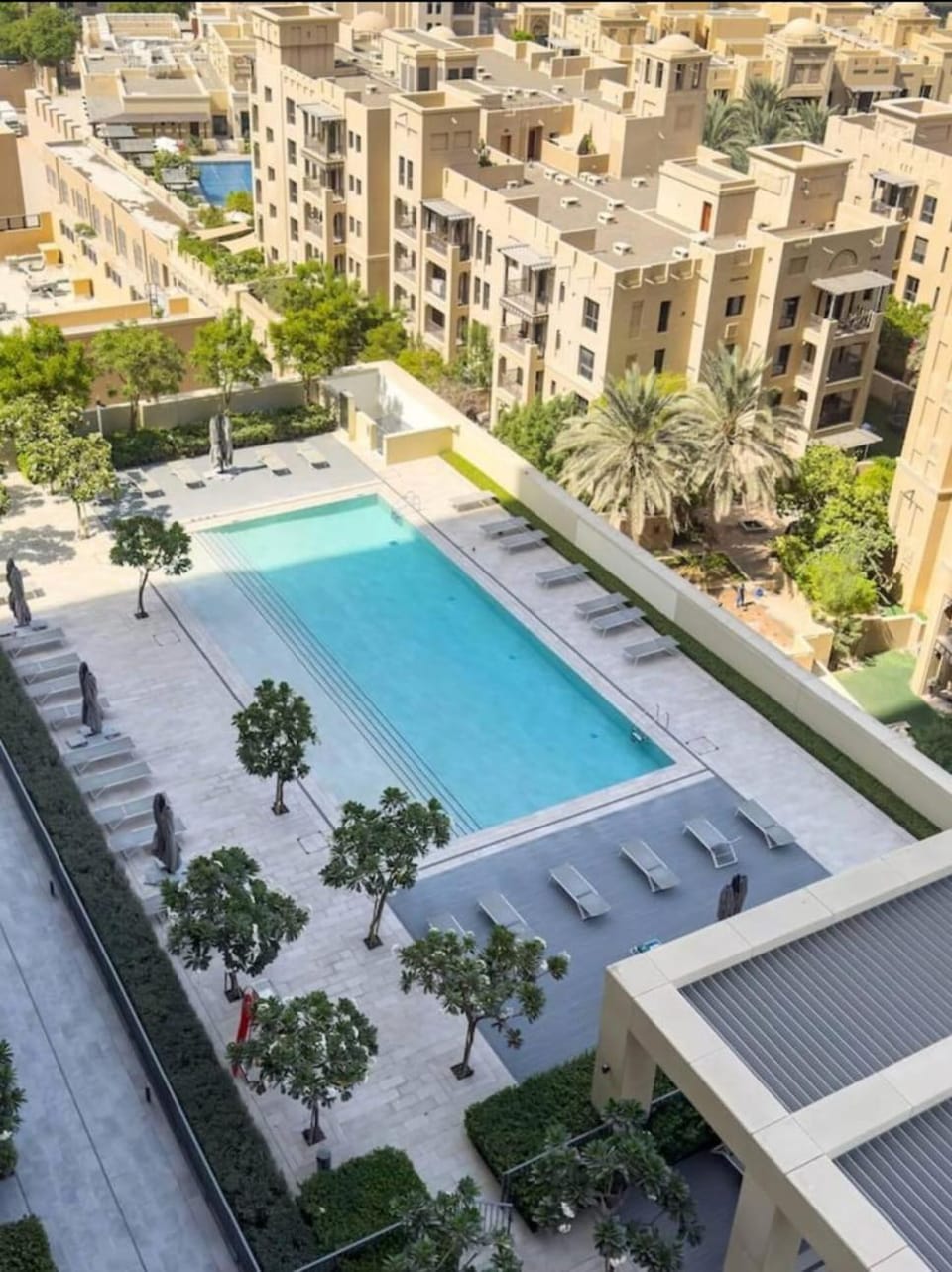 Day, City view, Pool view, Swimming pool, sunbed