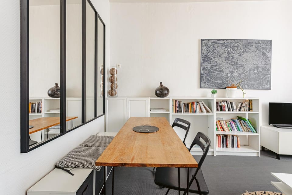 Property building, Living room