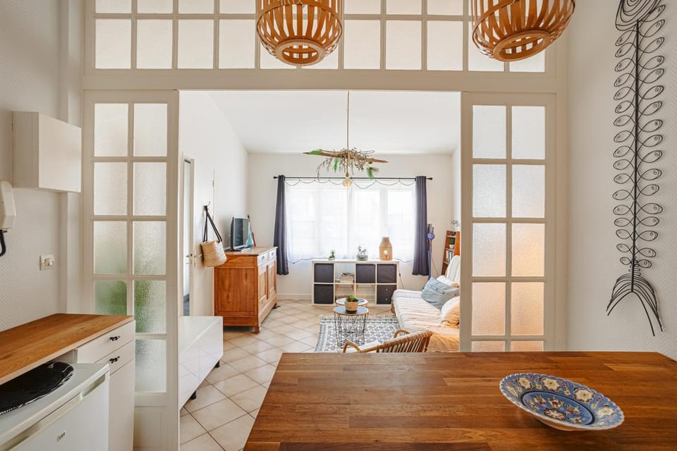Property building, Living room