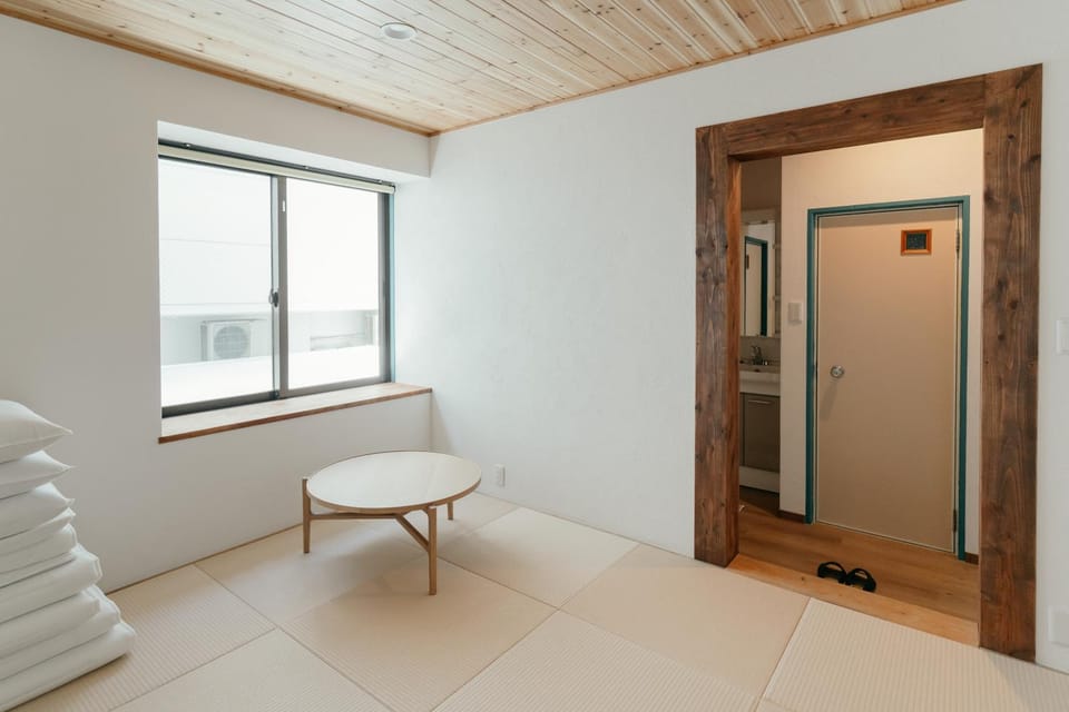 Living room, Photo of the whole room