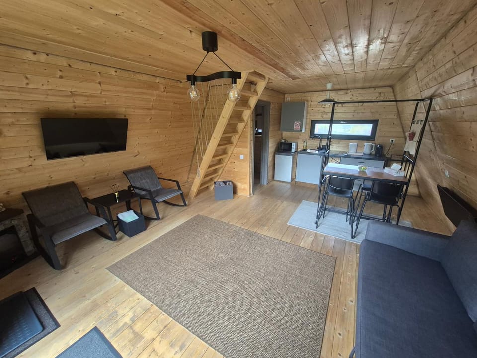 Louisiana Chalet Villa in Romania