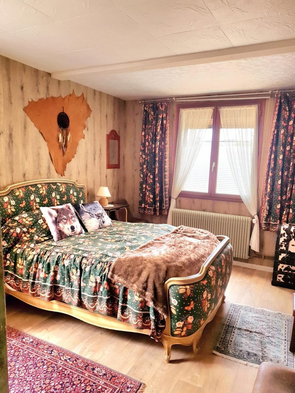 Bed, Photo of the whole room, Bedroom, heating, heating, internet, internet, wardrobe