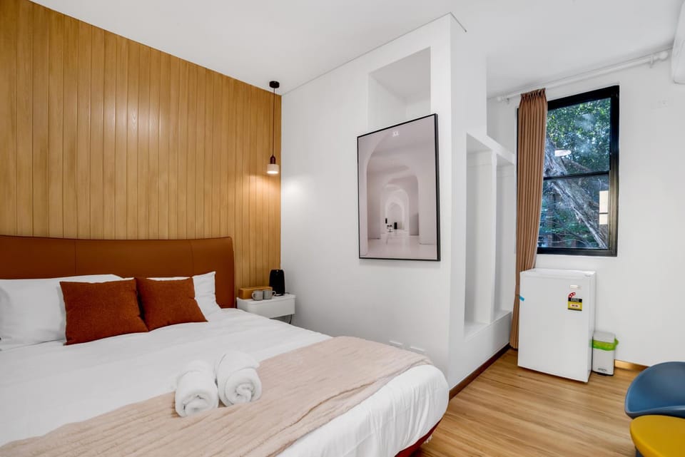Vibrant Urban Lifestyle Private Room &Convenient location Apartment in Surry Hills