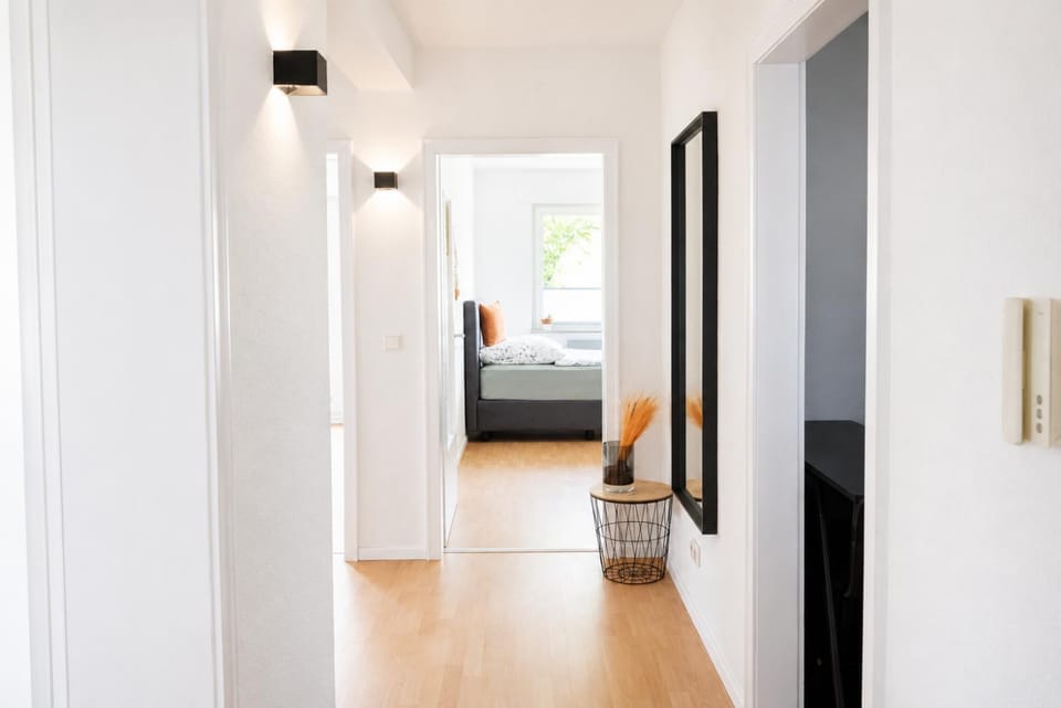 Bed, TV and multimedia, View (from property/room), View (from property/room), Photo of the whole room, Decorative detail, Decorative detail, Bedroom, Pets, Pets, heating, heating, internet, internet