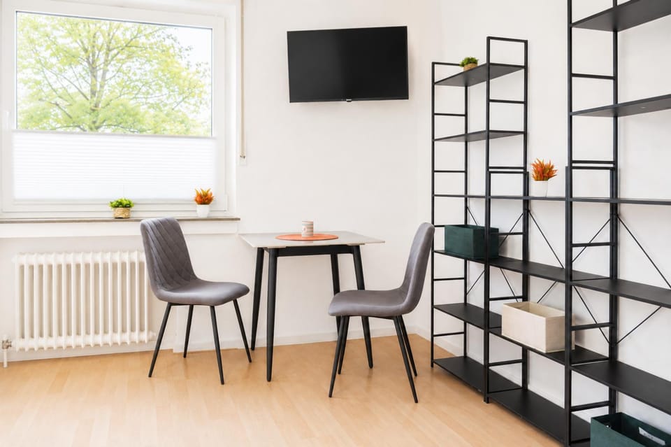 Communal lounge/ TV room, TV and multimedia, Seating area, Dining area, Garden view, heating, heating, internet, internet, wardrobe
