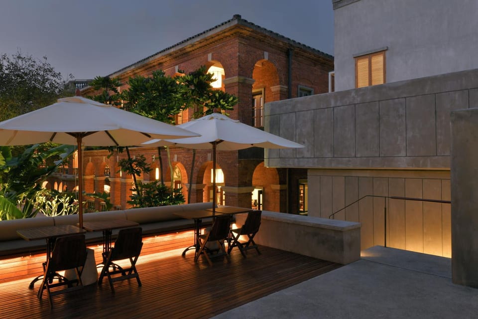 Property building, Night