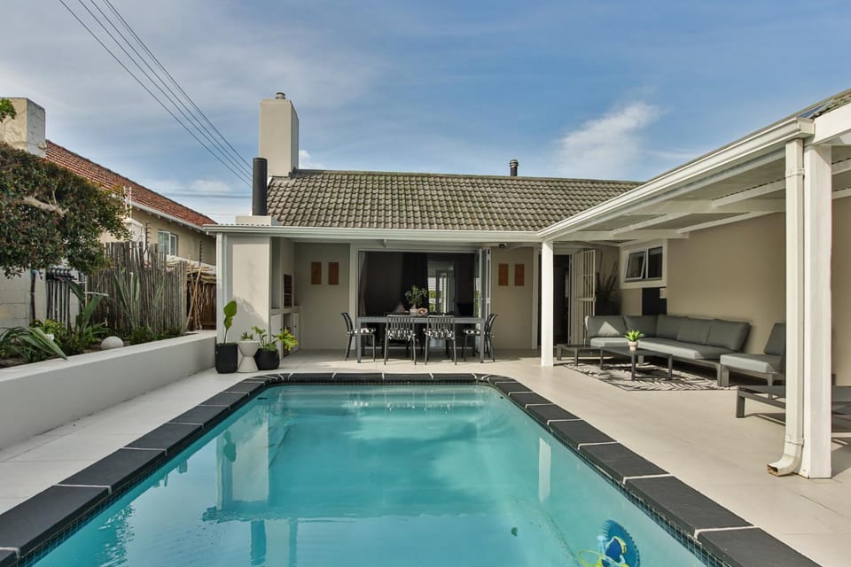 Patio, Swimming pool