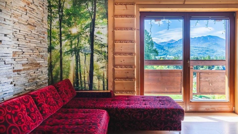 Living room, Mountain view