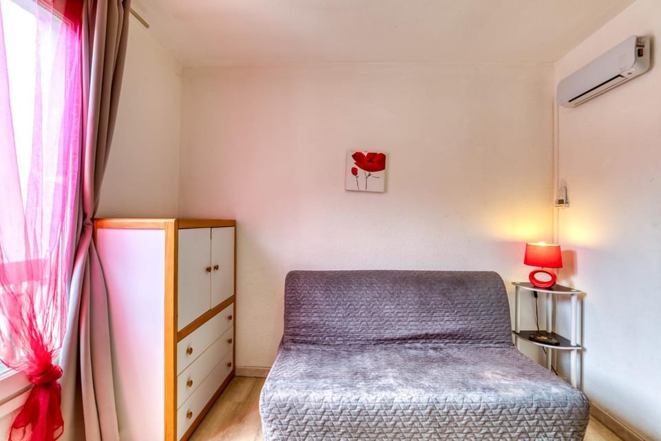 Property building, Living room, Bedroom