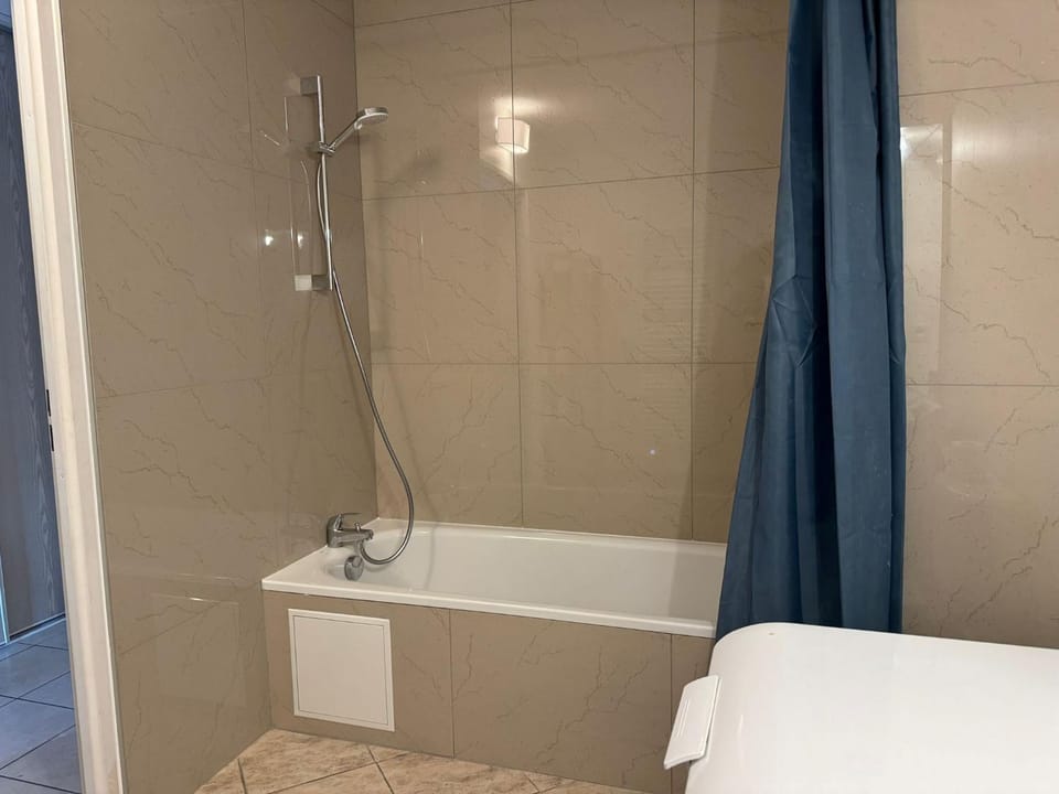 M063 Joli T2 à Ville-la-Grand Apartment in Annemasse