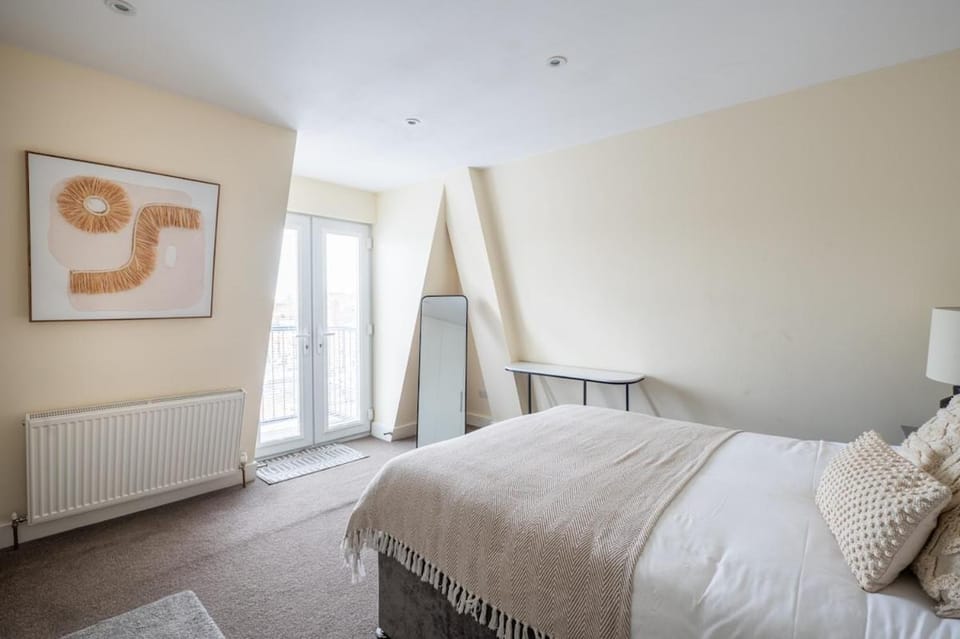 Spacious 3 Bed Apartment in London CRC Apartment in London Borough of Islington