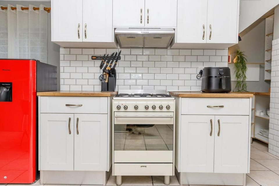 Kitchen or kitchenette, stove