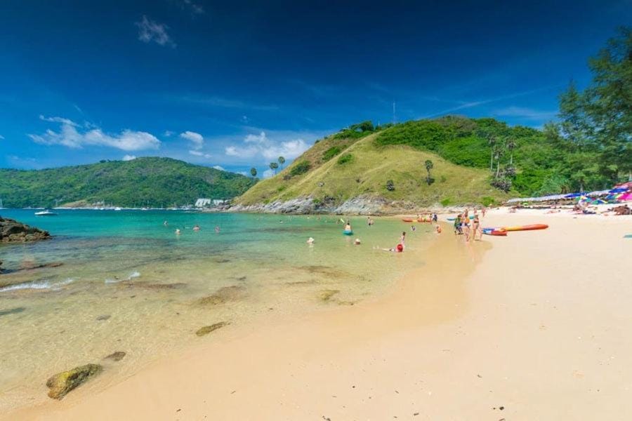 Nearby landmark, Natural landscape, Beach
