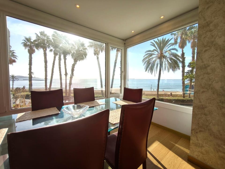 Natural landscape, View (from property/room), Dining area, Sea view